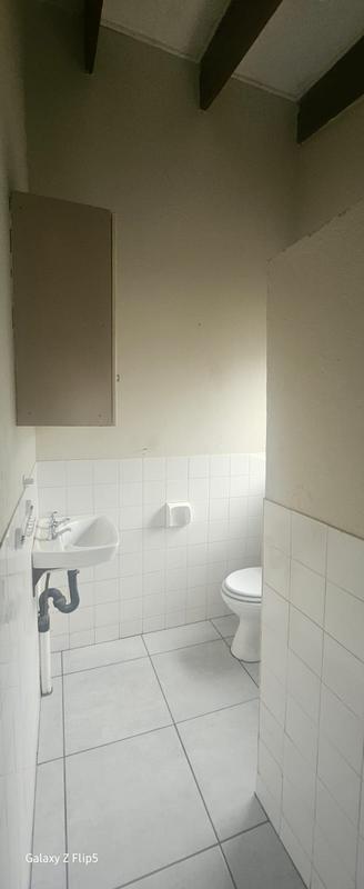 To Let 3 Bedroom Property for Rent in Greenhills Gauteng