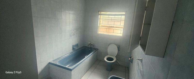 To Let 3 Bedroom Property for Rent in Greenhills Gauteng