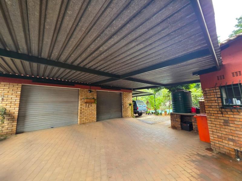 3 Bedroom Property for Sale in Helikonpark Gauteng