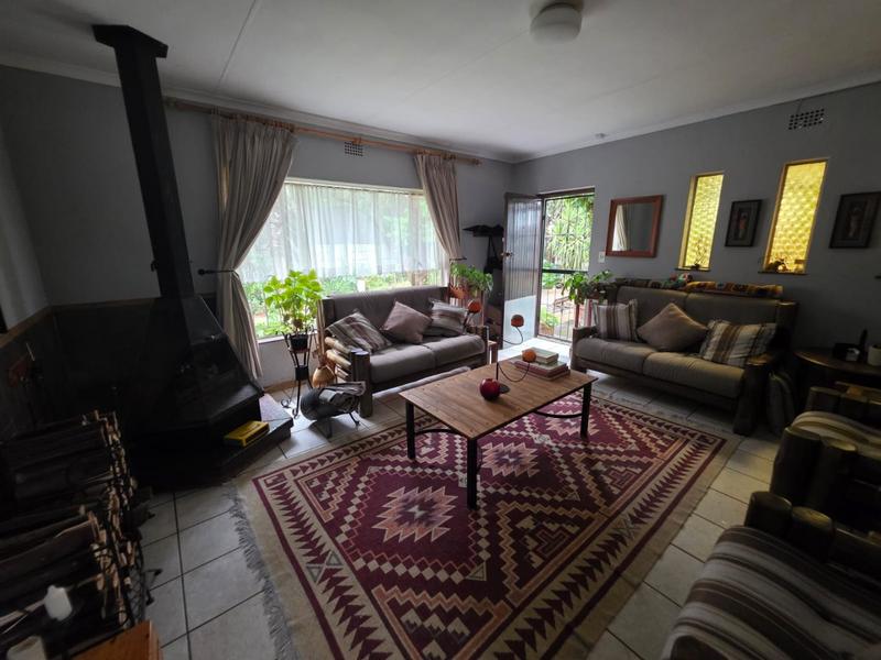 3 Bedroom Property for Sale in Helikonpark Gauteng
