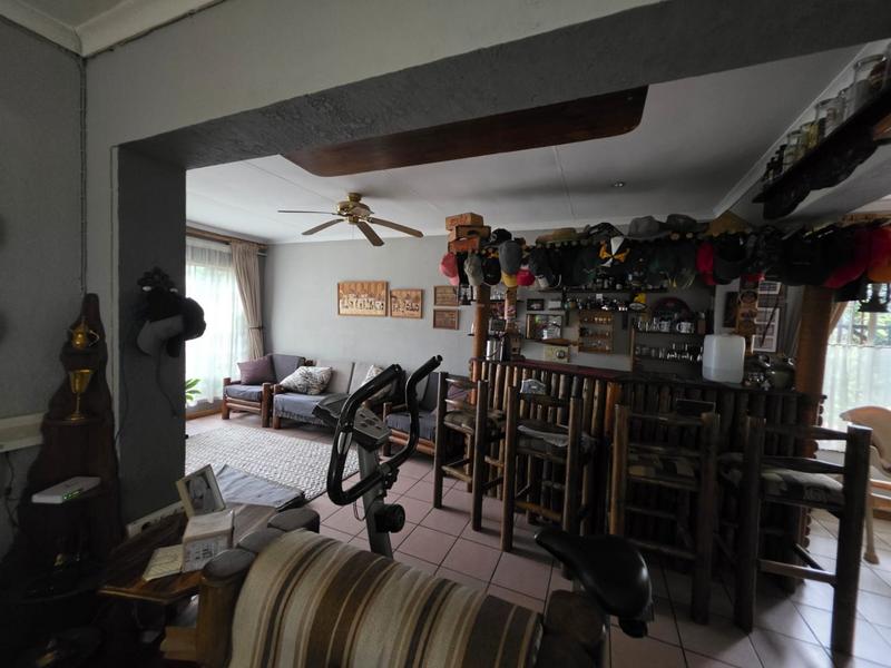 3 Bedroom Property for Sale in Helikonpark Gauteng