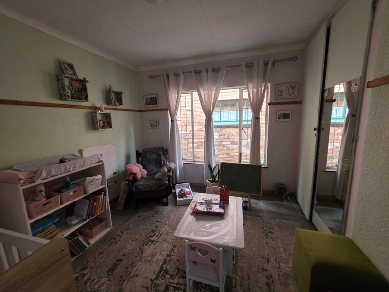 3 Bedroom Property for Sale in Helikonpark Gauteng