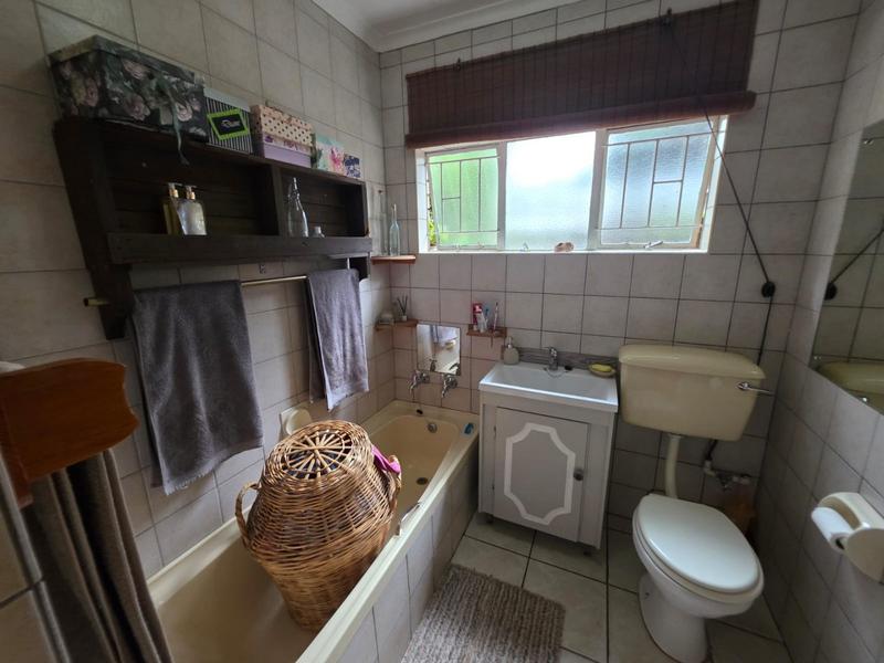 3 Bedroom Property for Sale in Helikonpark Gauteng