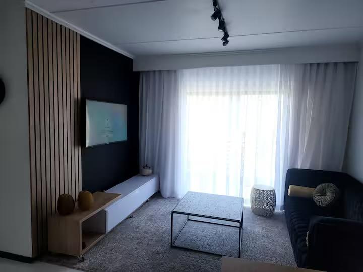 To Let 2 Bedroom Property for Rent in Fourways Gauteng