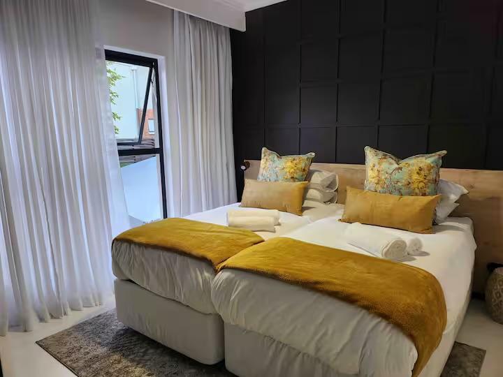 To Let 2 Bedroom Property for Rent in Fourways Gauteng