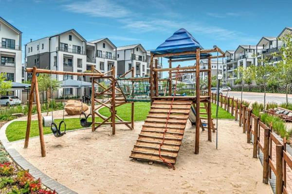 To Let 2 Bedroom Property for Rent in Waterfall Gauteng