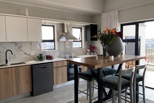 To Let 2 Bedroom Property for Rent in Waterfall Gauteng