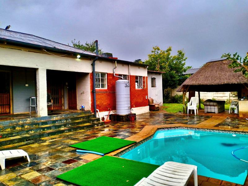 To Let 3 Bedroom Property for Rent in Florida Park Gauteng