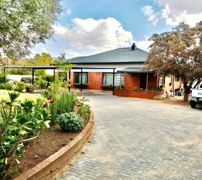 To Let 3 Bedroom Property for Rent in Florida Park Gauteng