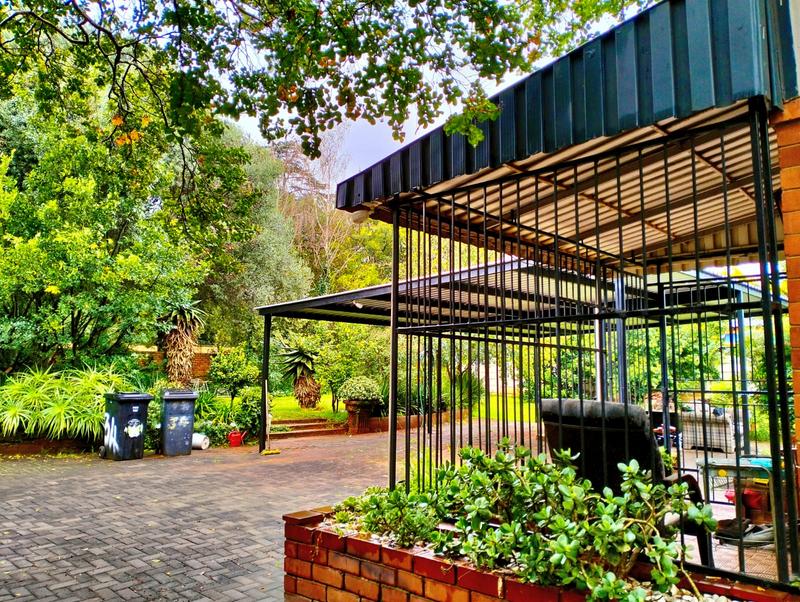 To Let 3 Bedroom Property for Rent in Florida Park Gauteng