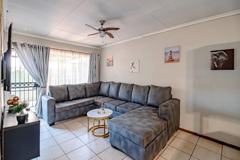 2 Bedroom Property for Sale in Doornpoort Gauteng