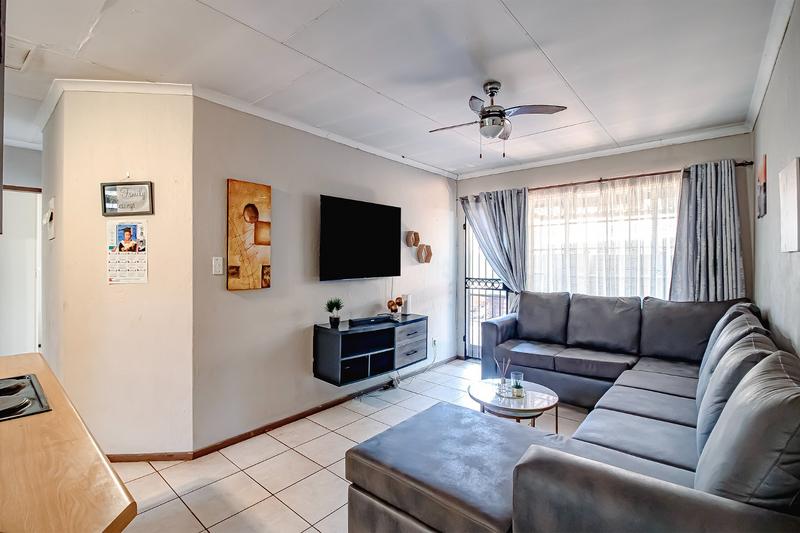 2 Bedroom Property for Sale in Doornpoort Gauteng