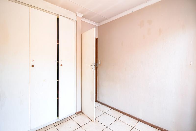 2 Bedroom Property for Sale in Doornpoort Gauteng