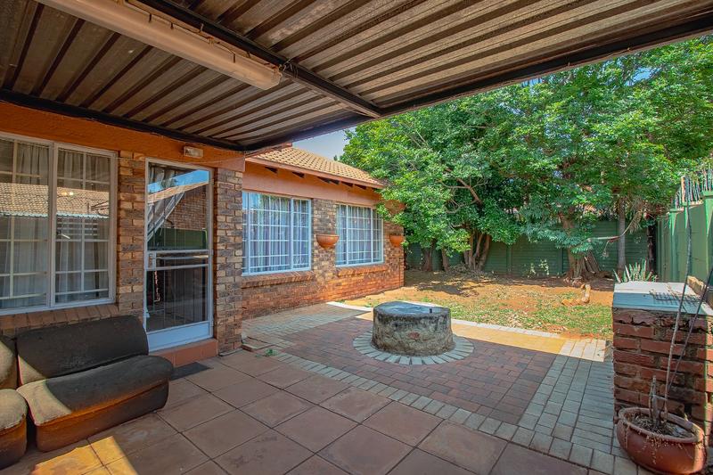 2 Bedroom Property for Sale in Doornpoort Gauteng