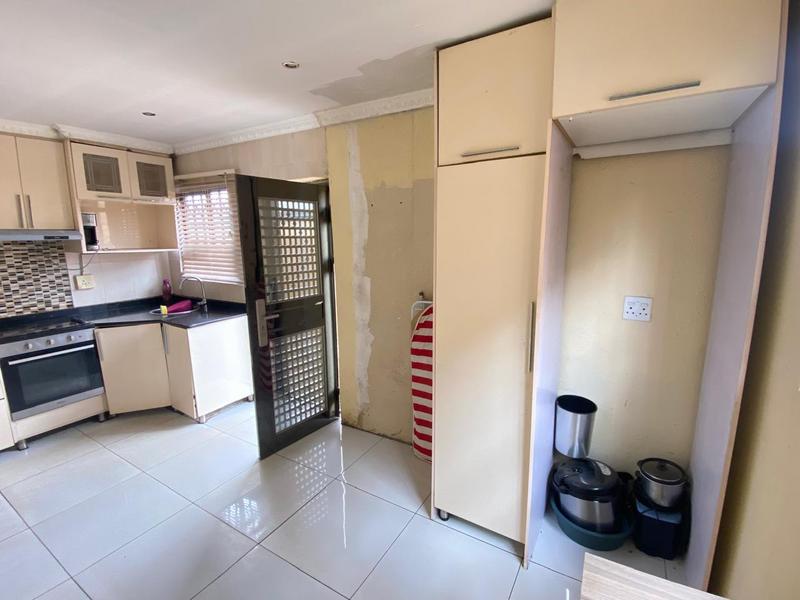 3 Bedroom Property for Sale in Protea Glen Gauteng
