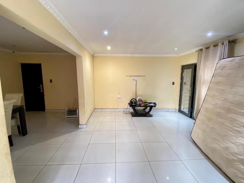 3 Bedroom Property for Sale in Protea Glen Gauteng