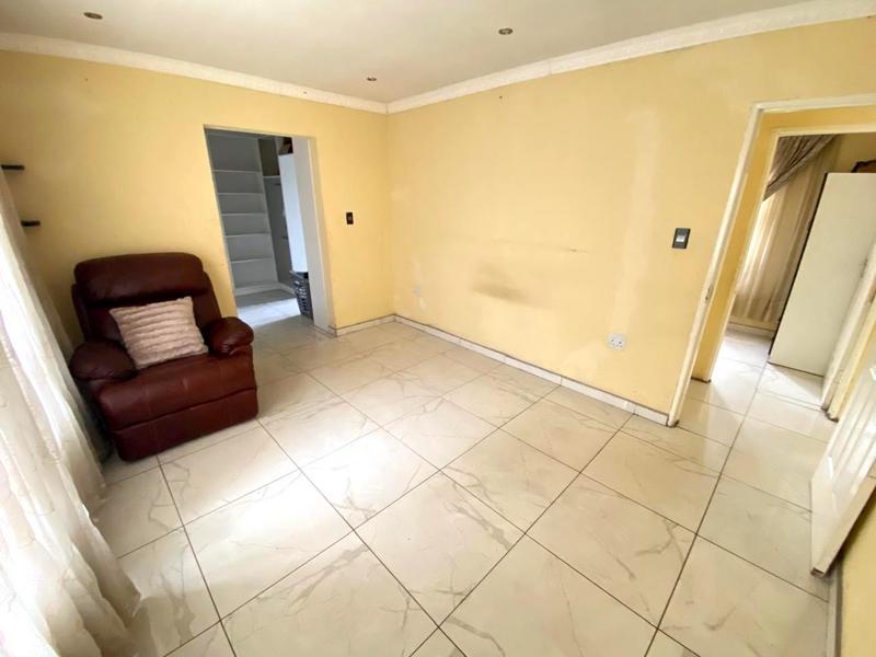 3 Bedroom Property for Sale in Protea Glen Gauteng