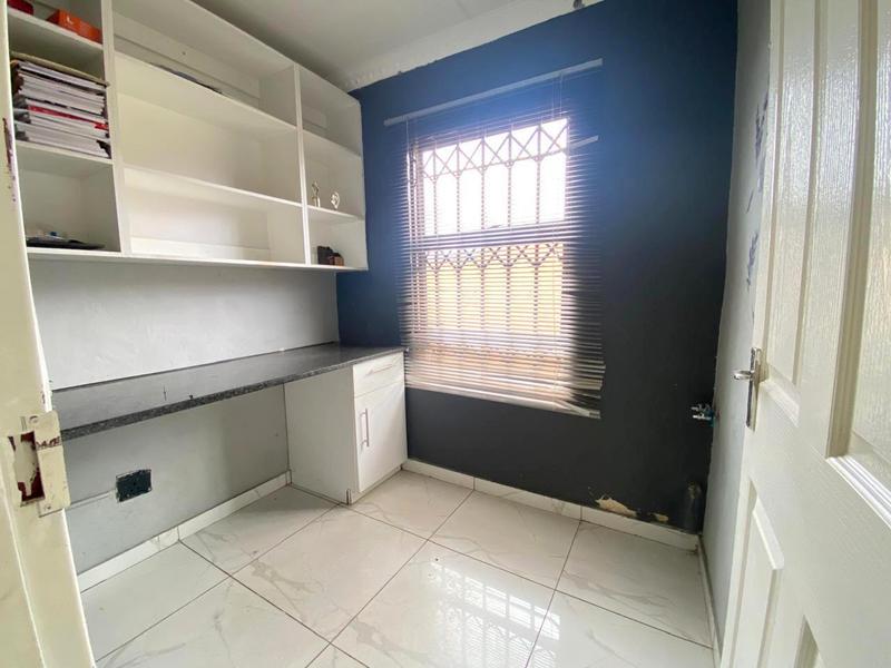 3 Bedroom Property for Sale in Protea Glen Gauteng