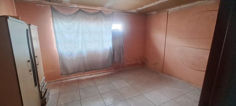 2 Bedroom Property for Sale in Sol Plaatjie Gauteng