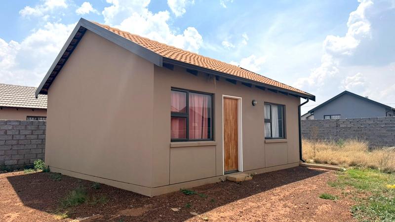 2 Bedroom Property for Sale in Toekomsrus Gauteng