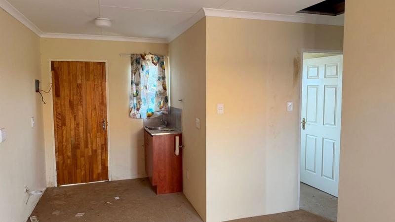 2 Bedroom Property for Sale in Toekomsrus Gauteng