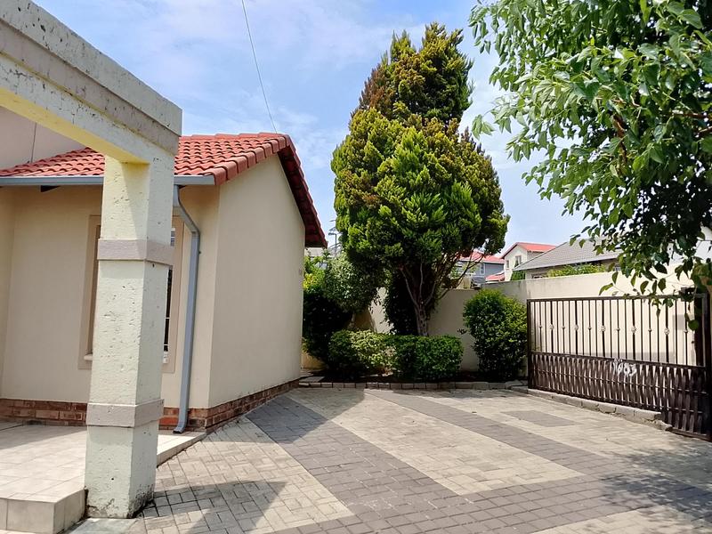 To Let 3 Bedroom Property for Rent in Kya Sands Gauteng