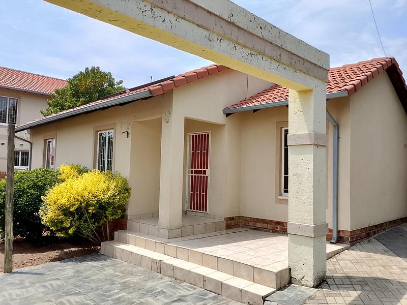 To Let 3 Bedroom Property for Rent in Kya Sands Gauteng