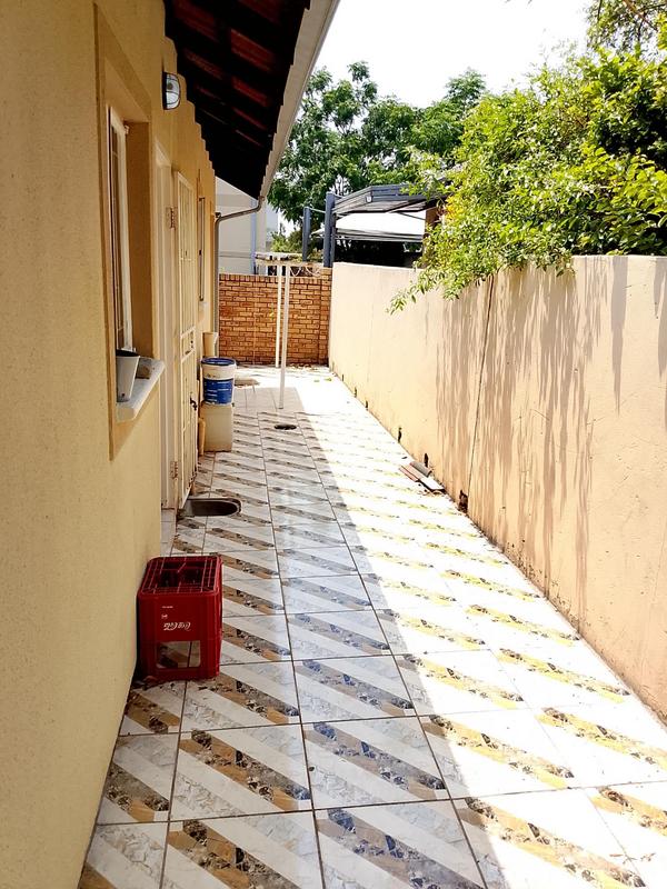 To Let 3 Bedroom Property for Rent in Kya Sands Gauteng