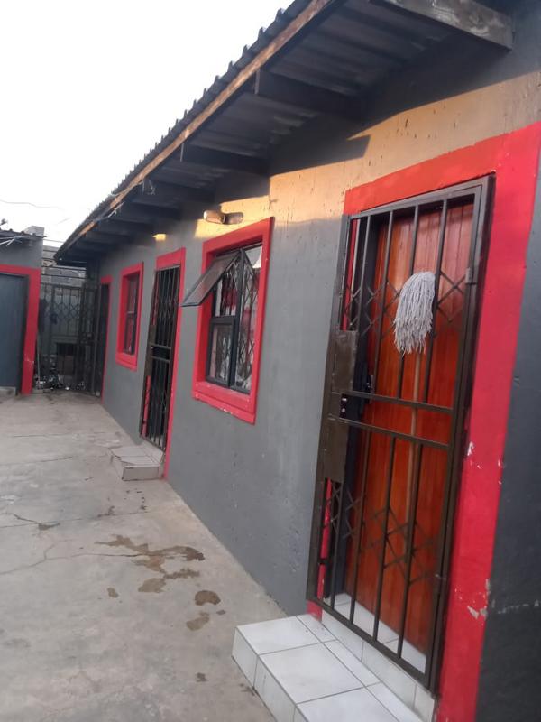 10 Bedroom Property for Sale in Naturena Gauteng