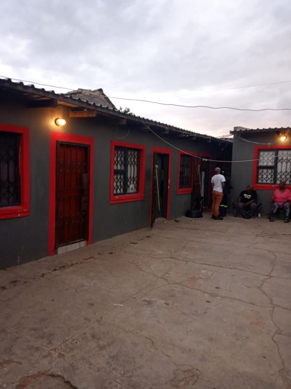 10 Bedroom Property for Sale in Naturena Gauteng