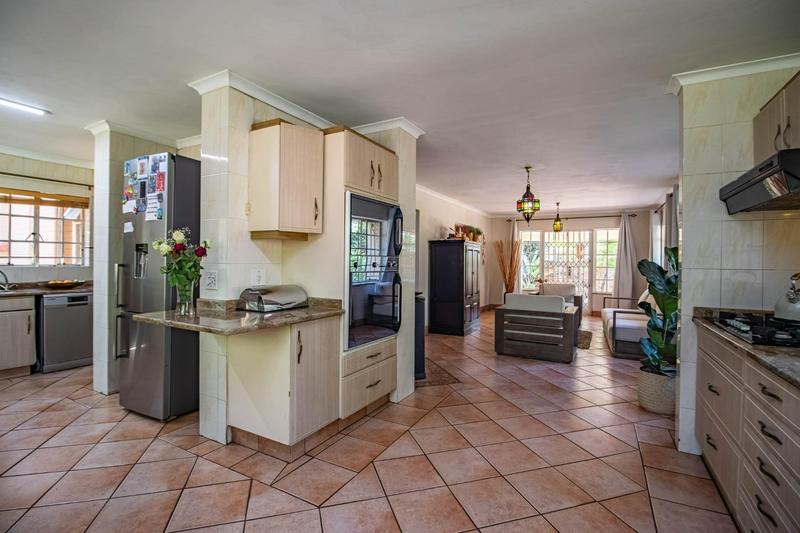 4 Bedroom Property for Sale in Bedfordview Gauteng
