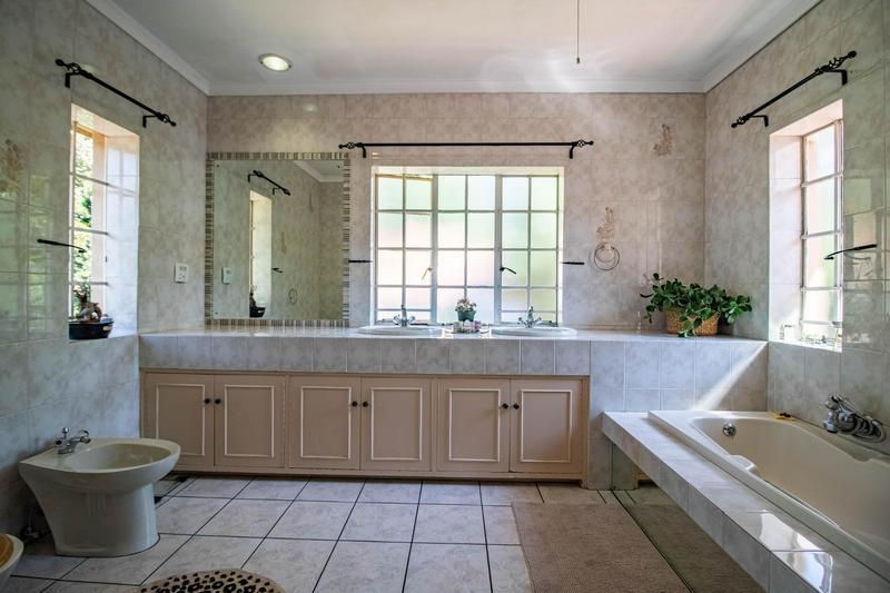 4 Bedroom Property for Sale in Bedfordview Gauteng