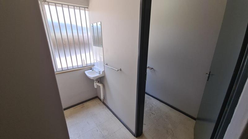 To Let commercial Property for Rent in Grand Central Gauteng