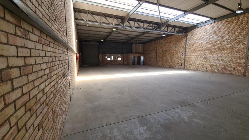 To Let commercial Property for Rent in Grand Central Gauteng