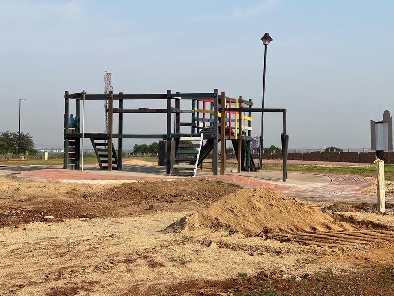 6 Bedroom Property for Sale in Midstream Heights Gauteng