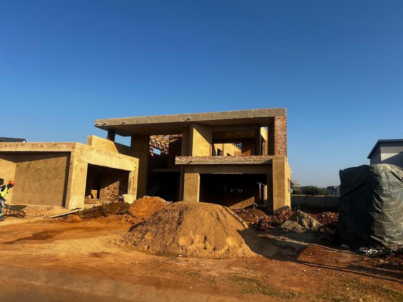 5 Bedroom Property for Sale in Midstream Heights Gauteng