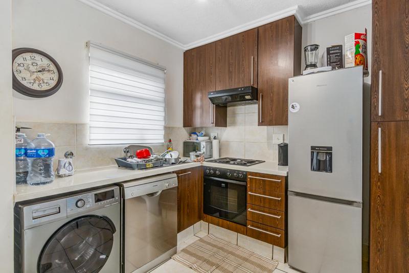 1 Bedroom Property for Sale in Lonehill Gauteng