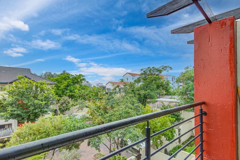 1 Bedroom Property for Sale in Lonehill Gauteng