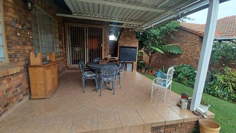 3 Bedroom Property for Sale in Magalieskruin Gauteng