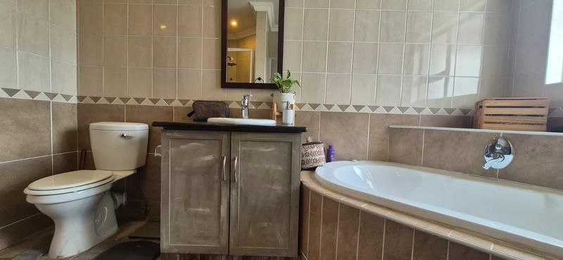 3 Bedroom Property for Sale in Midstream Estate Gauteng