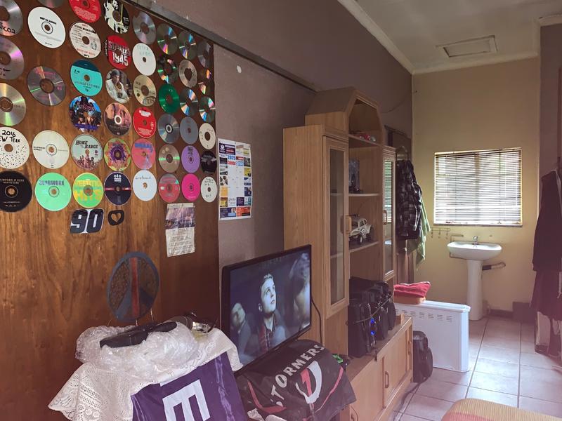 4 Bedroom Property for Sale in Flora Gardens Gauteng