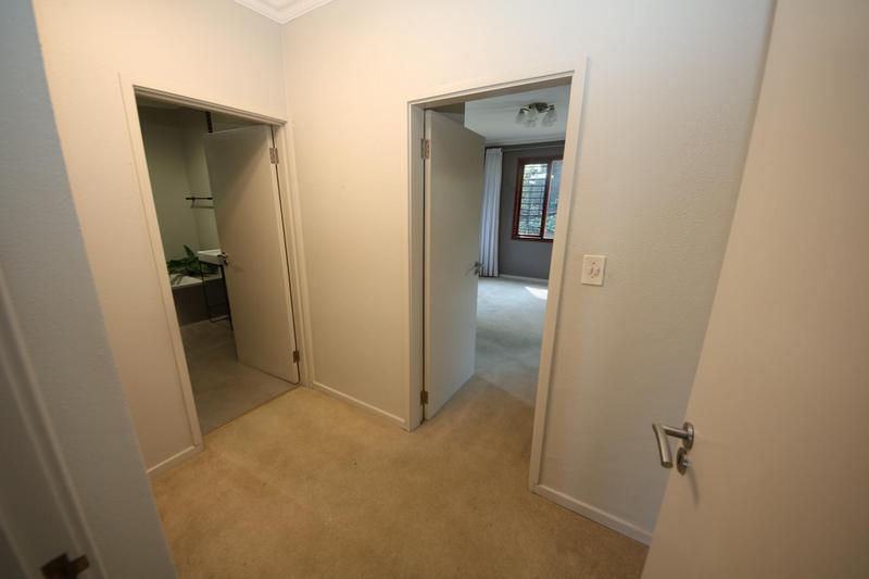 2 Bedroom Property for Sale in Dunkeld West Gauteng