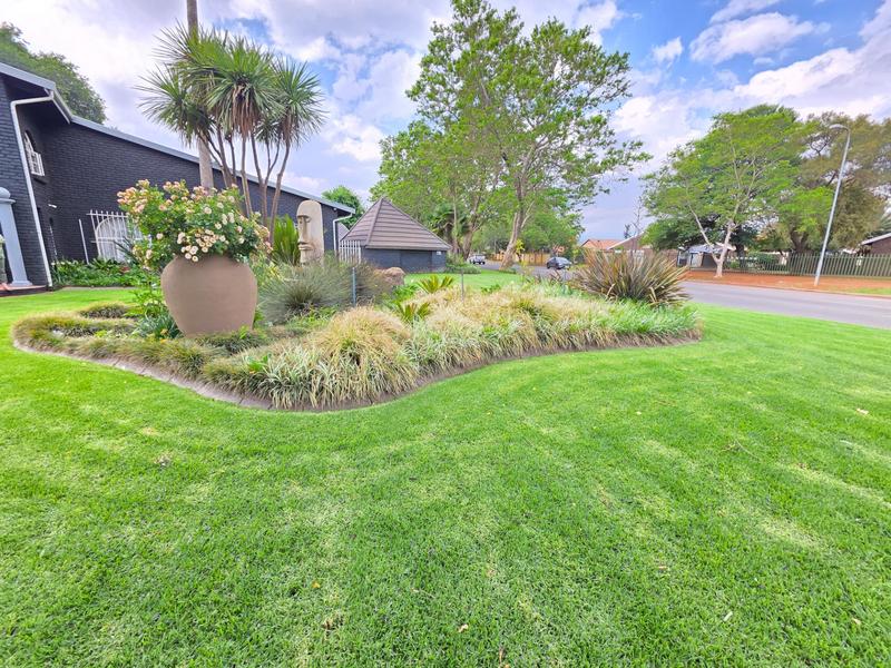 3 Bedroom Property for Sale in Golf Park Gauteng