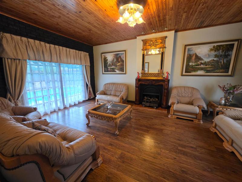 3 Bedroom Property for Sale in Golf Park Gauteng