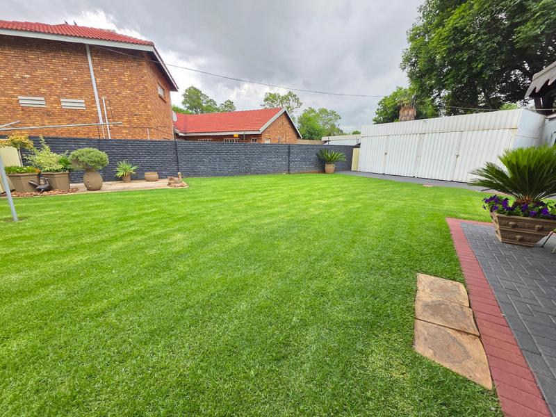 3 Bedroom Property for Sale in Golf Park Gauteng