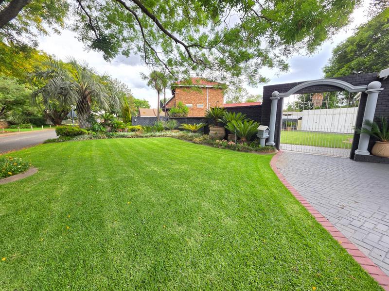 3 Bedroom Property for Sale in Golf Park Gauteng