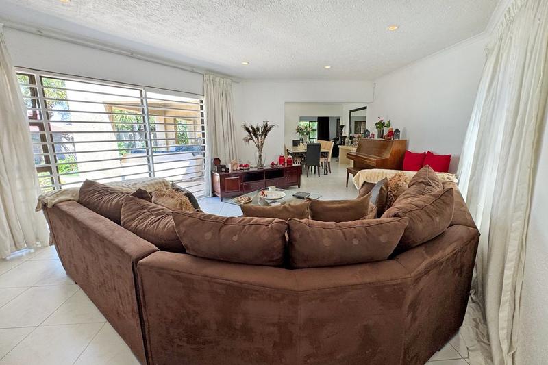 To Let 3 Bedroom Property for Rent in Sydenham Gauteng