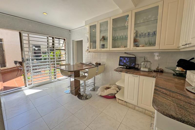 To Let 3 Bedroom Property for Rent in Sydenham Gauteng