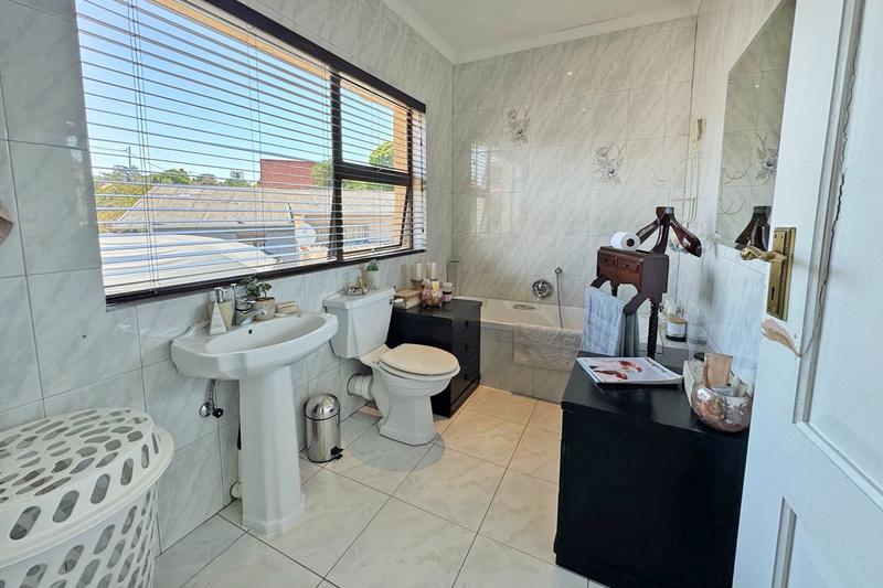 To Let 3 Bedroom Property for Rent in Sydenham Gauteng