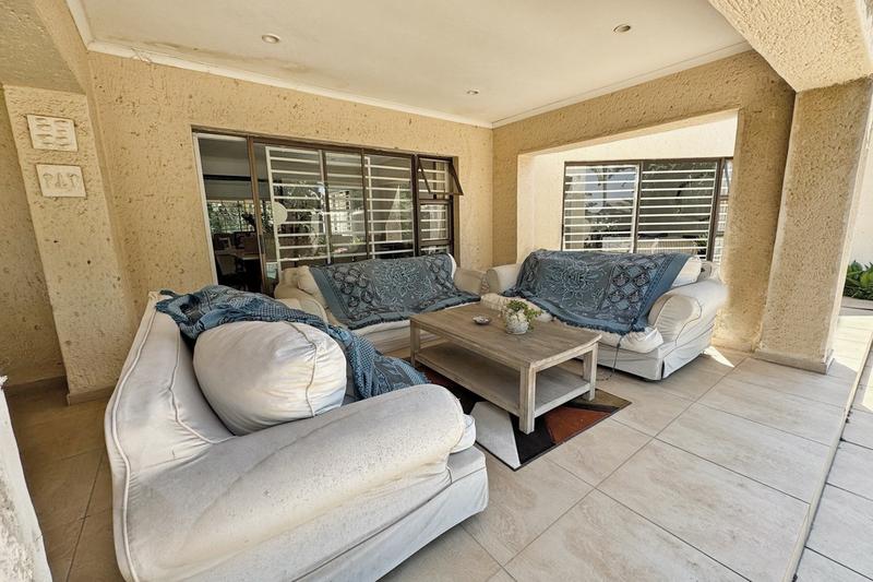 To Let 3 Bedroom Property for Rent in Sydenham Gauteng